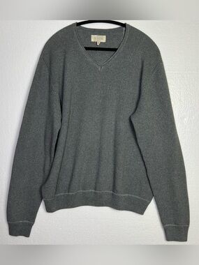 Islander grey v neck cotton sweater size L great condition